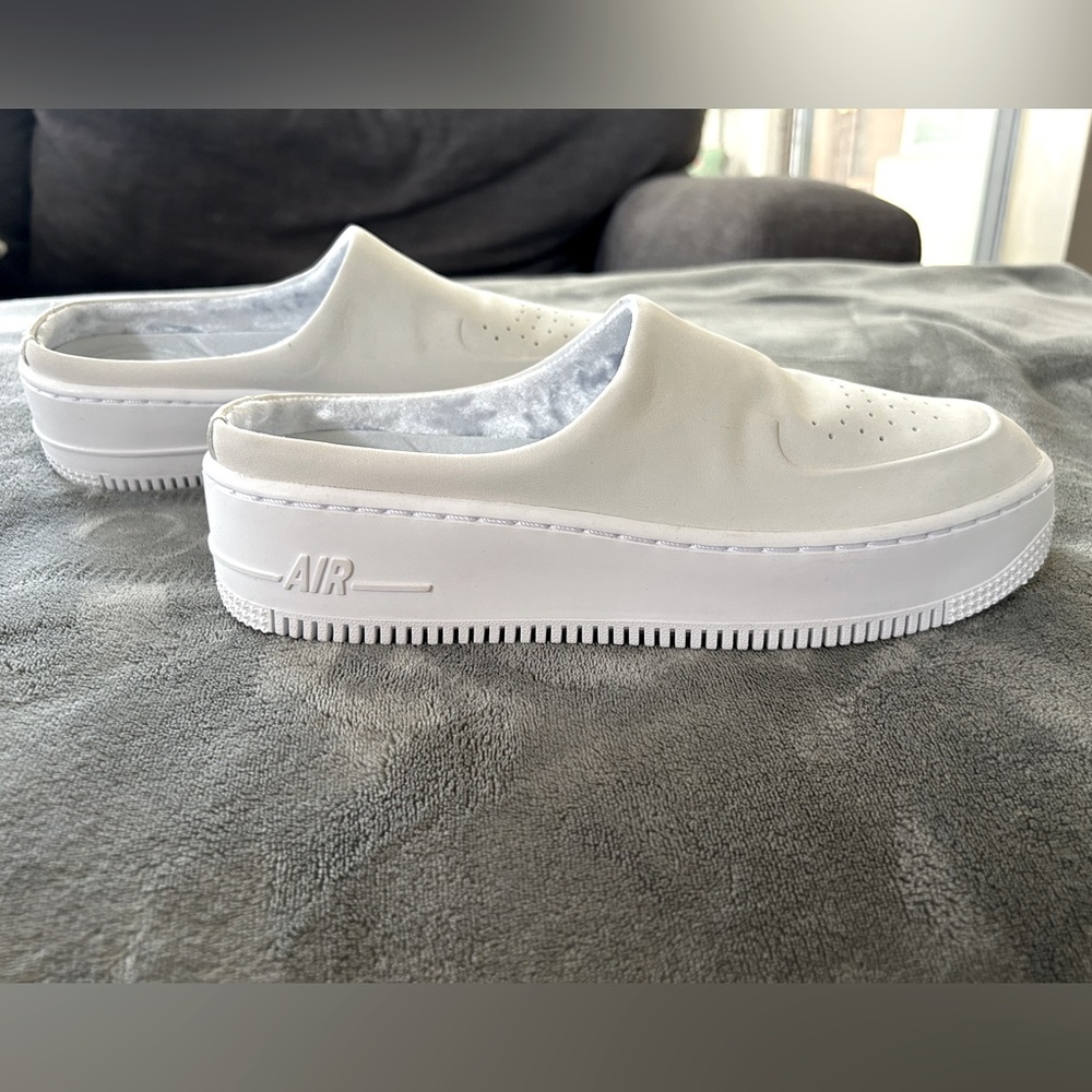 Nike Air Force Slip On